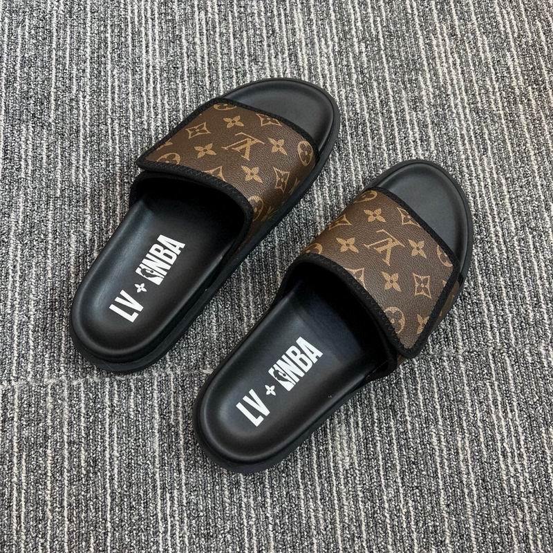 LV Men's Slippers 476